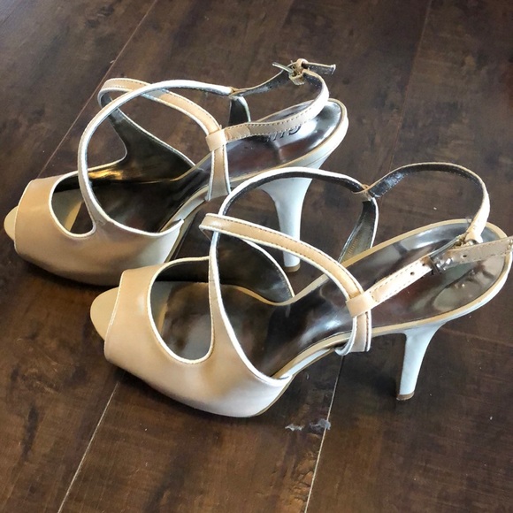 Guess heels - Picture 2 of 4